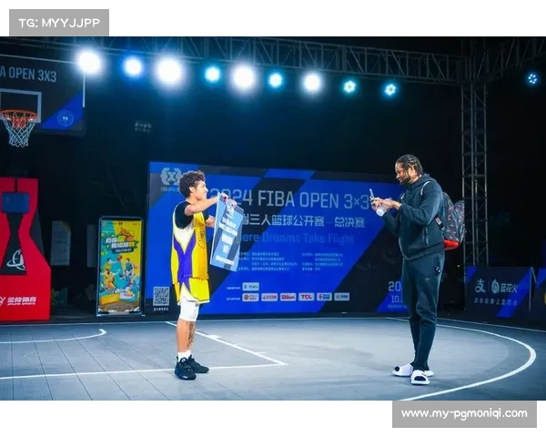 FIBA三人篮球大师赛全明星对决 展现极致技巧与竞技魅力 FIBA三人篮球大师赛全明星对决 展现极致技巧与竞技魅力
